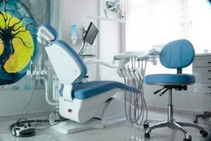 Циркониеви коронки: какво представляват и кога се използват